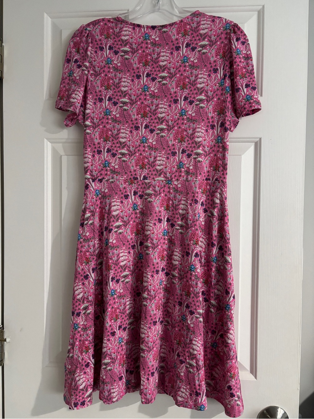 Boden Crew Neck Jersey Dress Pink Floral Smocked Waist Short Sleeve - Size 6 - Picture 2 of 8